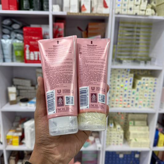 Vaseline Gluta-Hya Smooth Radiance Serum Burst Lotion - 200ML